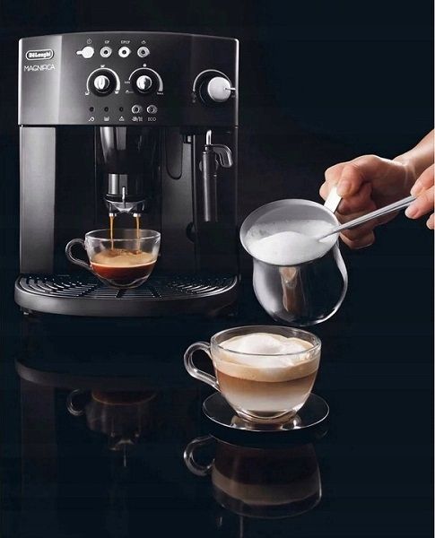 Кавомашина Delonghi Magnafica 4008 (бв)